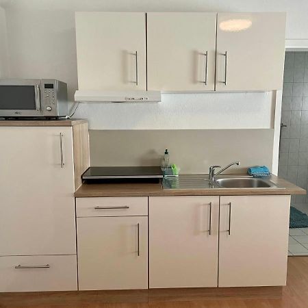Easystay#2 Cozy Studio In Kliniknaehe, Mit Netflix,Kueche & Bad Бад Ойнхаузен Екстериор снимка