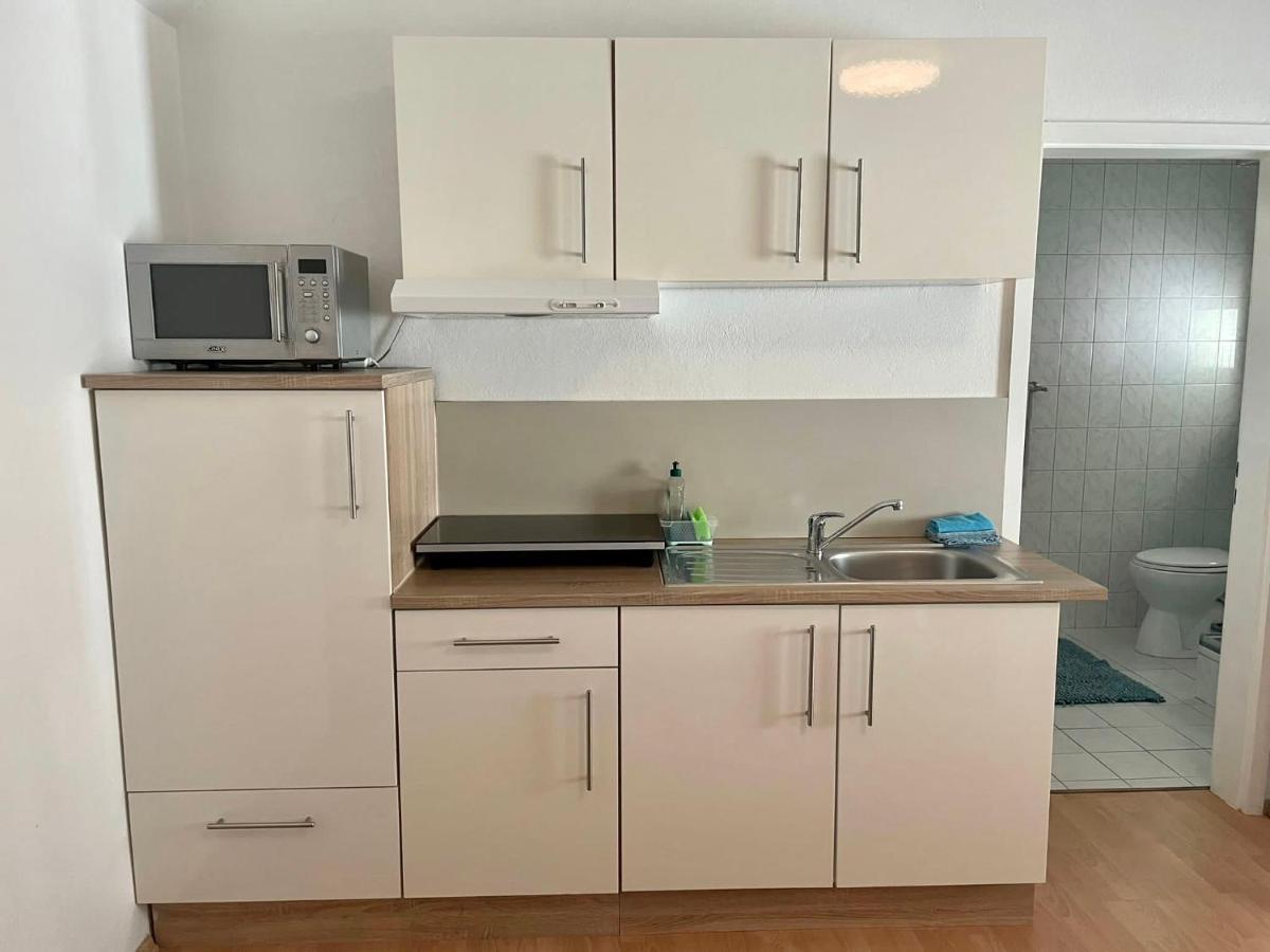 Easystay#2 Cozy Studio In Kliniknaehe, Mit Netflix,Kueche & Bad Бад Ойнхаузен Екстериор снимка